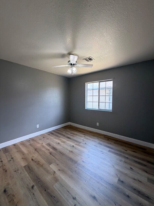 Building Photo - 116 Fritts Way