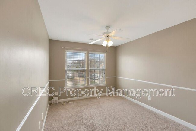 Building Photo - 3050 Argyll Dr