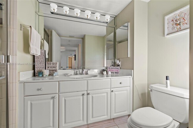 Building Photo - 3598 Yacht Club Dr