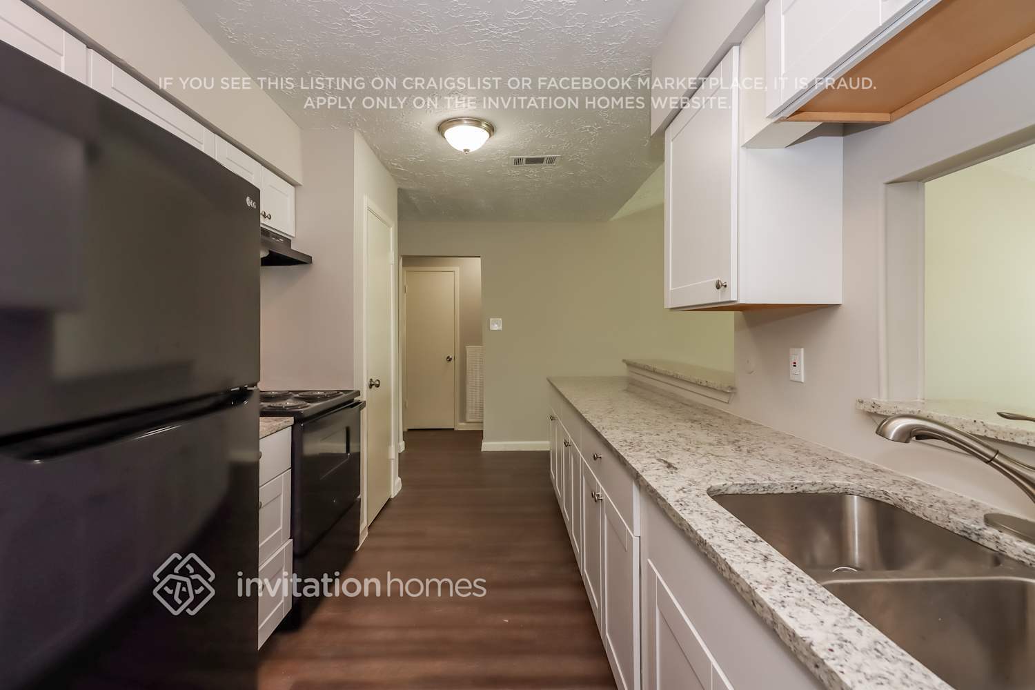 Building Photo - 23435 Verngate Dr