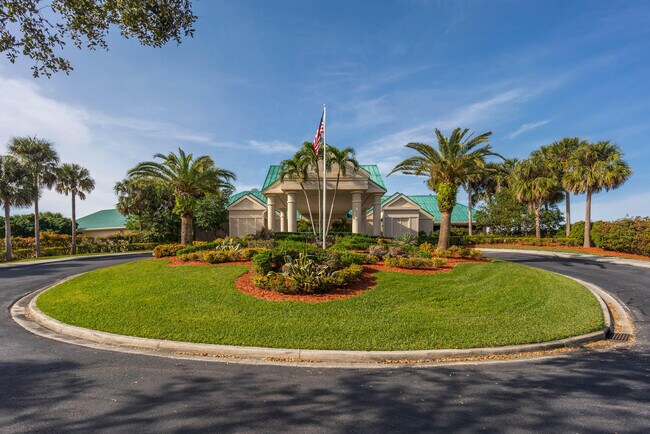 Building Photo - 8282 Spyglass Dr