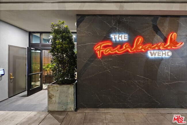 Building Photo - 7428 Santa Monica Blvd