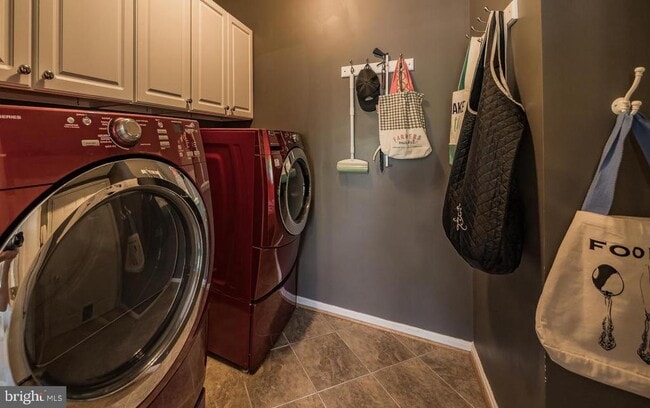 Building Photo - 1401 Windjammer Ct