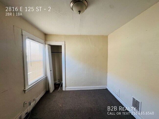 Building Photo - 2816 E 125th St