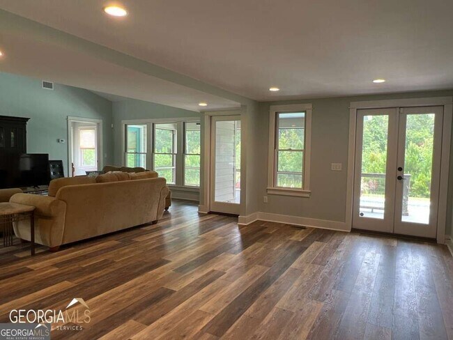 Building Photo - 67 Stoney Brook Ln