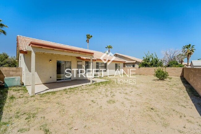 Building Photo - NOW REDUCED!