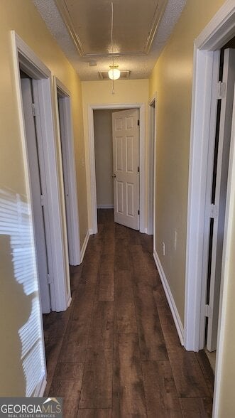 Building Photo - 1800 Riverchase Cir NE