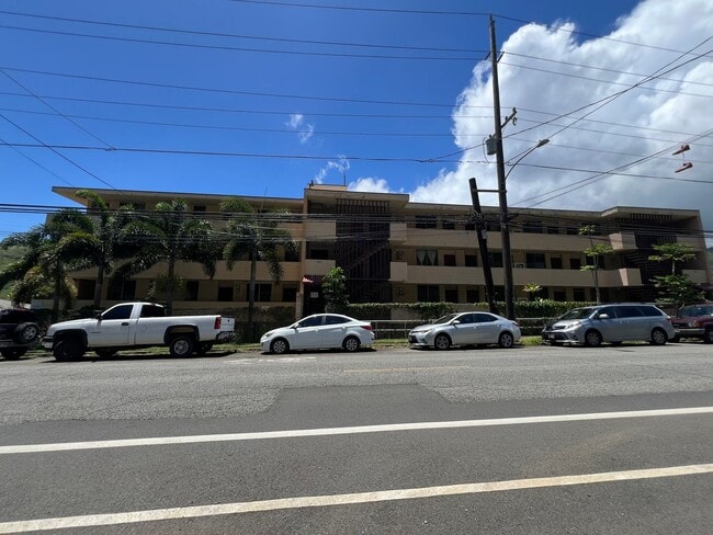 Building Photo - 392 sqft Studio with 1-bathroom, 1-parking...