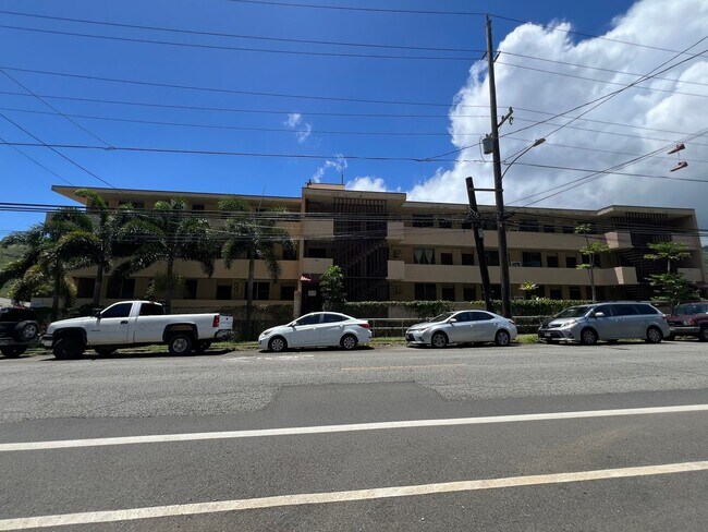 Building Photo - 392 sqft Studio with 1-bathroom, 1-parking in Palolo Gardens