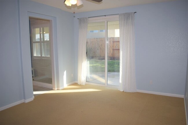 Building Photo - 9289 Winding Brook Way