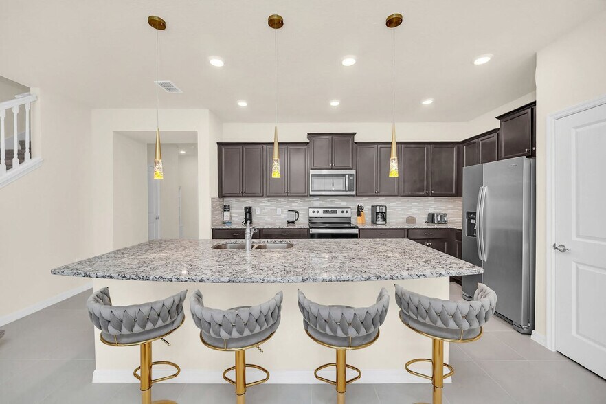 Building Photo - 4042 Lana Ave