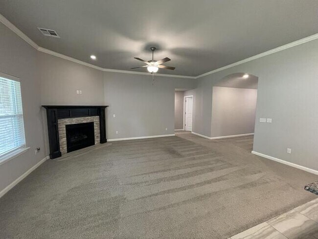 Building Photo - 1105 Osprey Dr