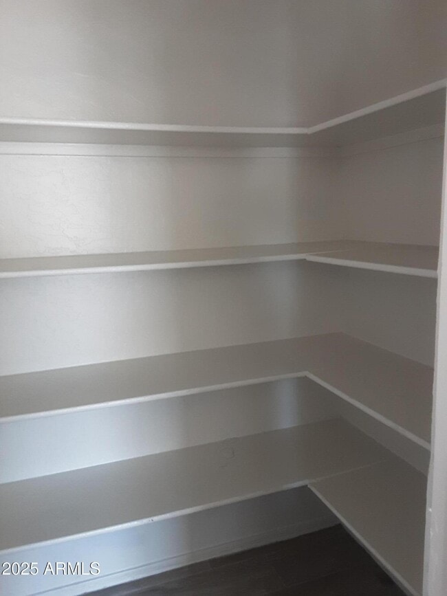 Building Photo - 1401 E Jasper Dr