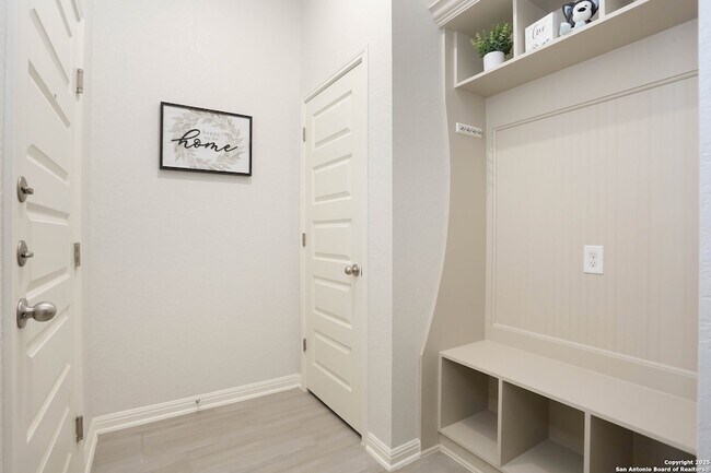 Building Photo - 12819 Aikman Wy