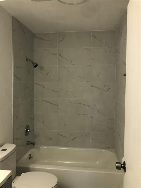 Building Photo - 3959 NW 87th Ave