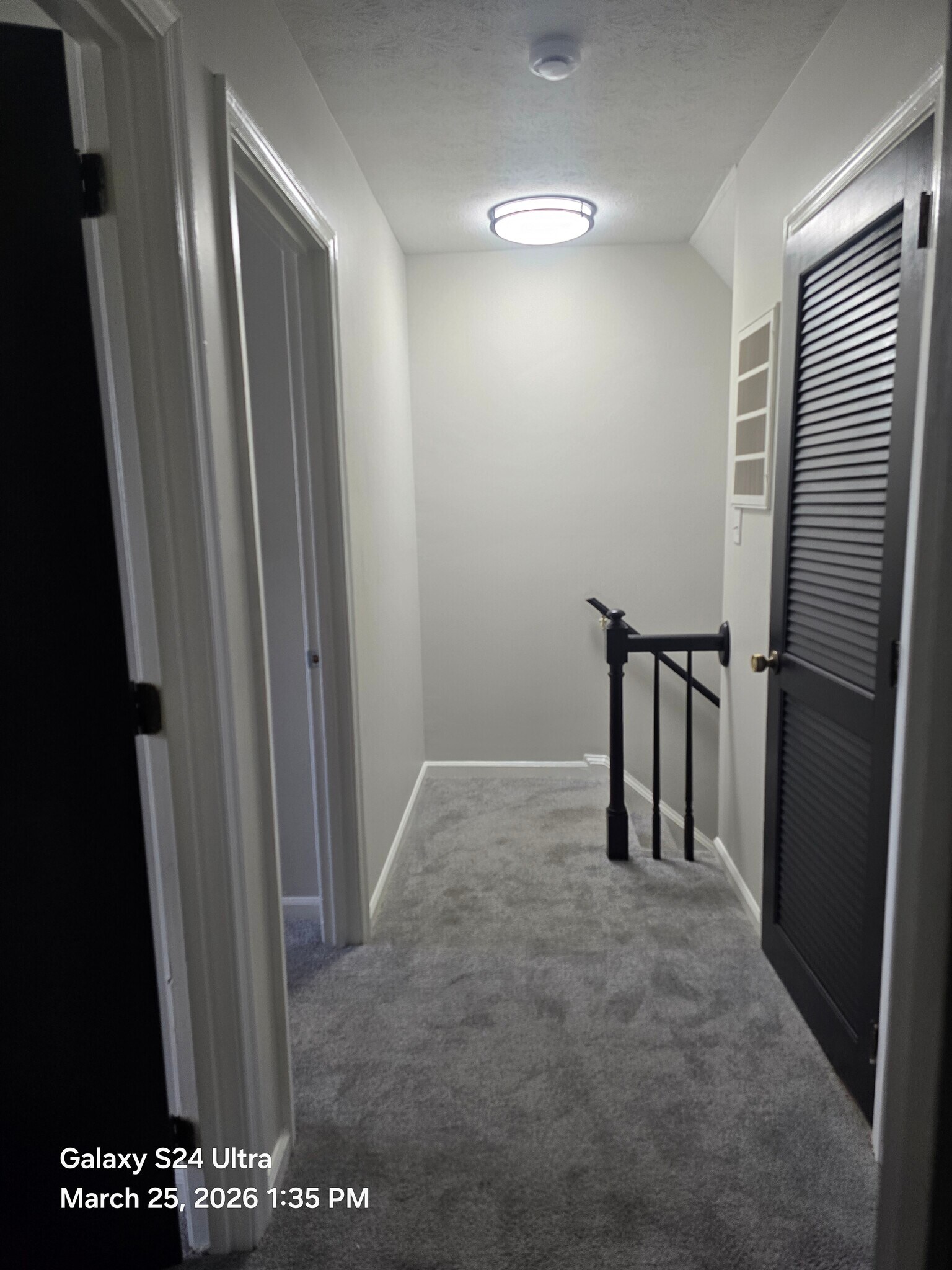 Building Photo - 1 Penn Cir