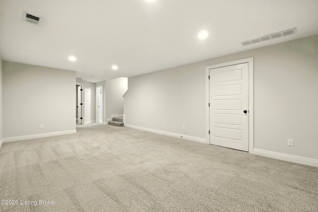 Building Photo - 10910 Kings Crown Dr