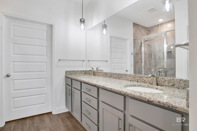 Building Photo - 4299 Montague Dr