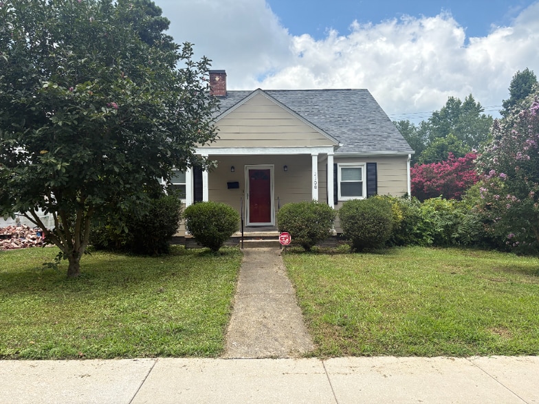 Primary Photo - 1100 Glenwood Ave