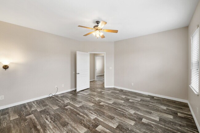 Building Photo - 13024 E Cancun St