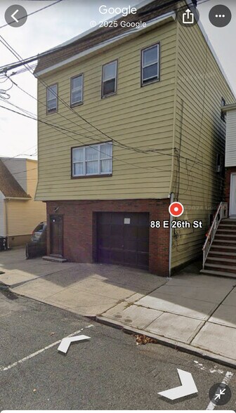 Building Photo - 88 E 26th St