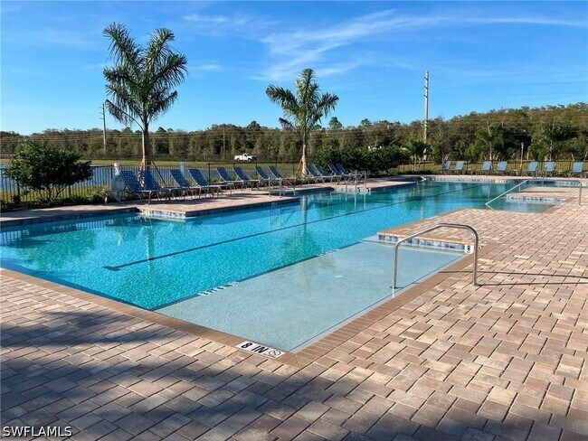 Building Photo - 11210 Sunset Preserve Dr