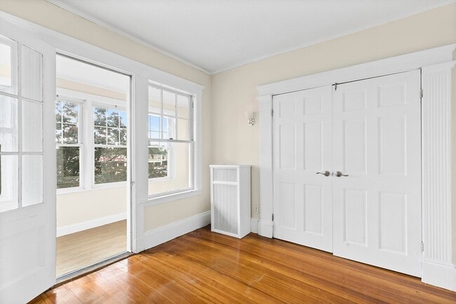 Building Photo - 723-725 Fellsway