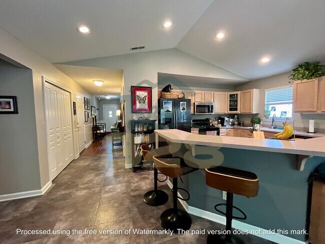 Building Photo - 37 Sunview Cir
