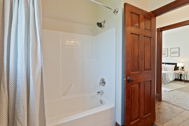 Building Photo - 1981 W Twinkling Star Rd