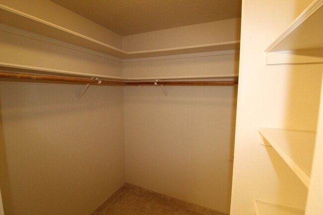 Building Photo - Concord/ Walnut Creek Border! 2172 sq ft home on Huge lot with swimming pool!