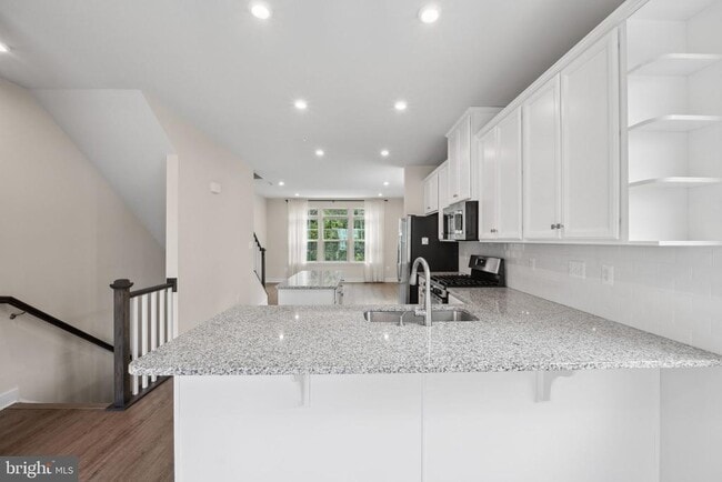 Building Photo - 19701 Preservation Mews