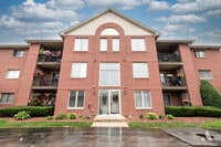 Building Photo - 11110 E Cove Cir