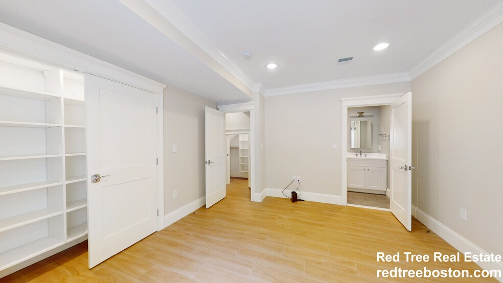 Building Photo - 101 Sumner Rd