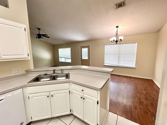 Building Photo - 7350 Copter Ln