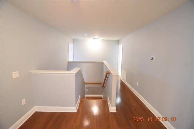 Building Photo - 8806 Cameron Crest Dr