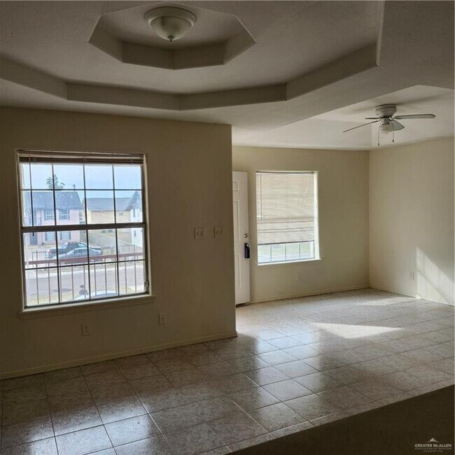 Building Photo - 8 Gastel Cir