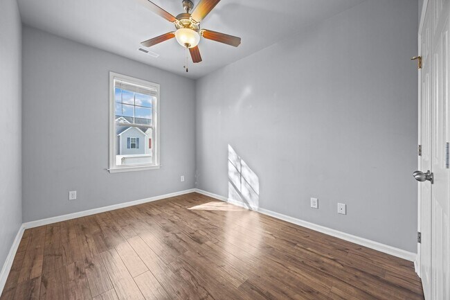 Building Photo - Welcome to Carolina Forest!