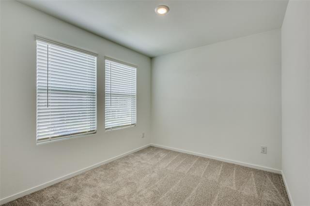 Building Photo - 926 Sandhill Crane Ln