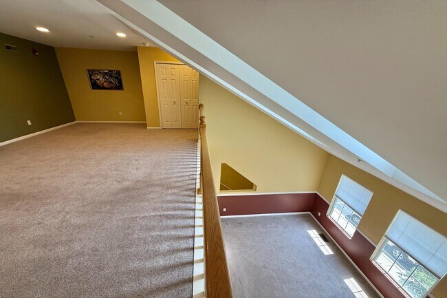 Building Photo - 1091 Beaver Run
