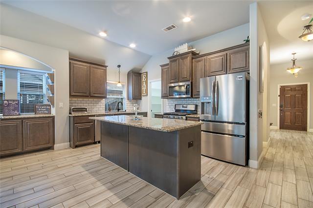 Building Photo - 5116 Prospect St