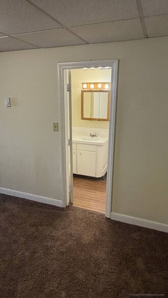 Building Photo - 10 Post Office Ave