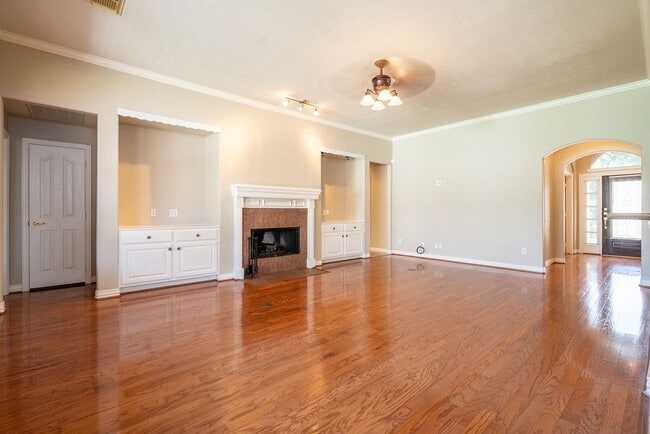 Building Photo - 12502 Boxwood Way Ln