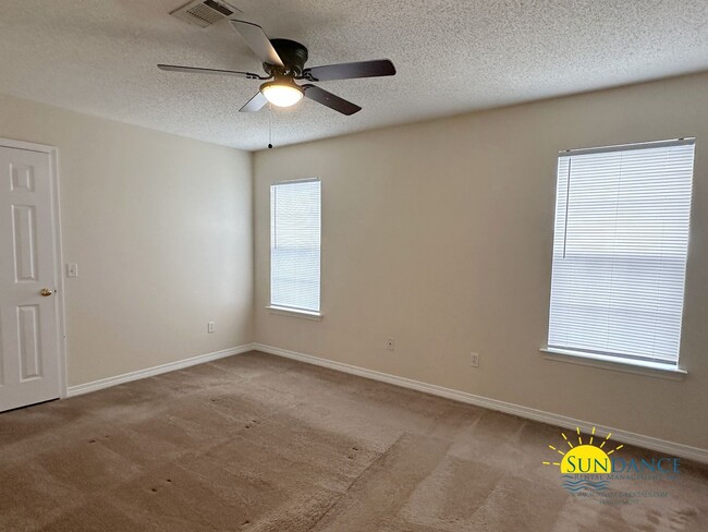 Building Photo - 8469 Barrancas St