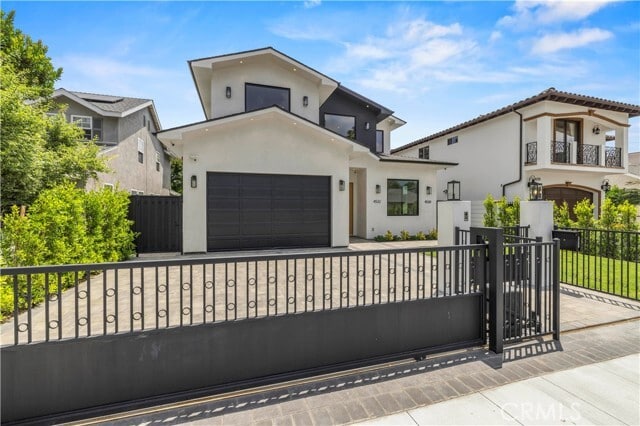 Building Photo - 4532 Katherine Ave