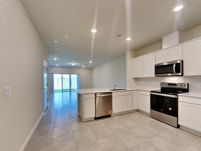 Building Photo - 3187 Emerald Acrs Ln