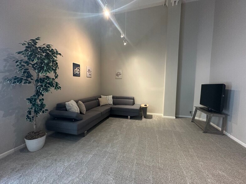 Interior living room - 270 E Highland Ave