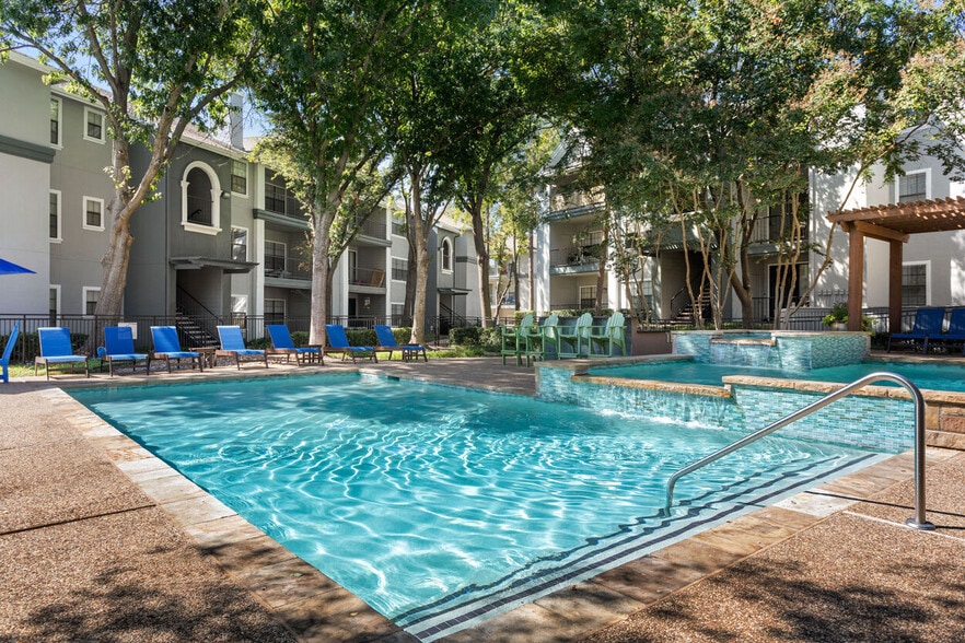 Vail Cliffside 1635 Jefferson Cliffs Way Arlington TX 76006