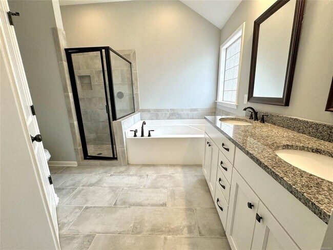 Building Photo - 9243 Cres Lodge Cir