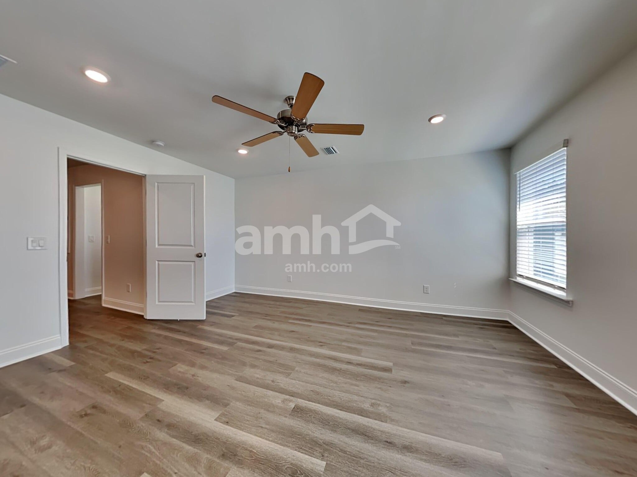 Building Photo - 568 Plumeria Ln