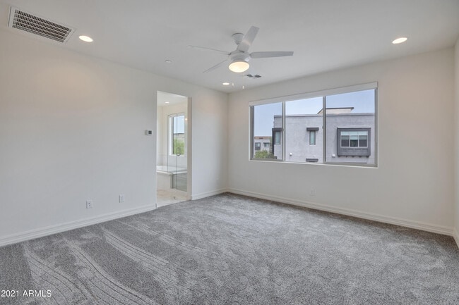 Building Photo - 7358 E Casitas Del Rio Dr